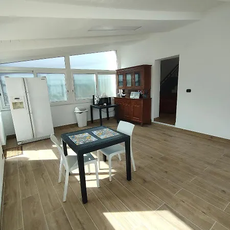 Velodromo-mondello Homestay *